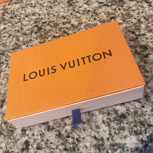 LOUIS VUITTON - Authentic Box - Picture 11 of 11